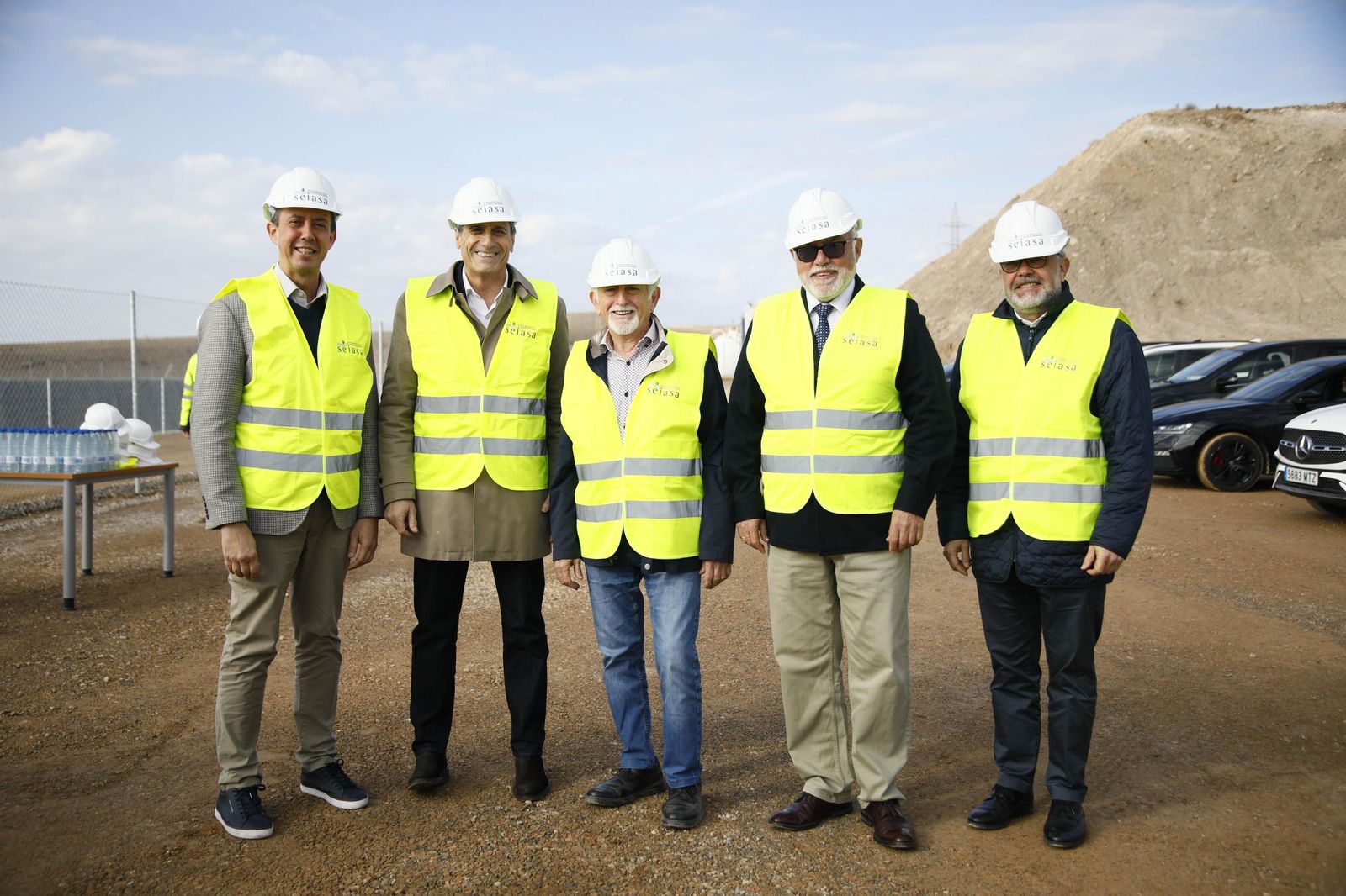 María Jesús Montero visita las obras de la balsa general de regulación de la Comarca de Usuarios Aguas de Níjar, en imágenes