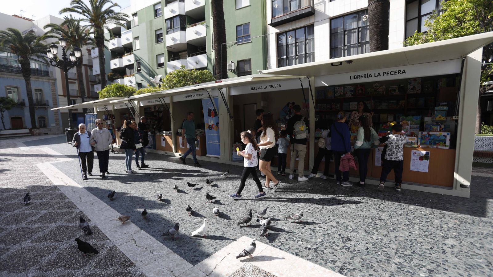 "Fotos de la Feria del Libro de La Línea"