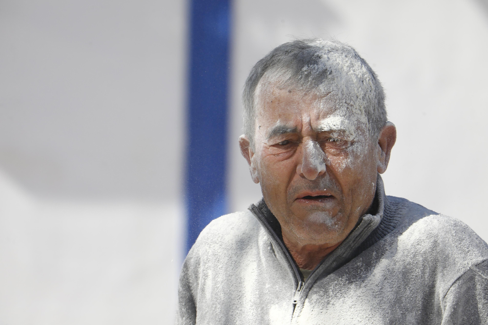 La batalla de la harina de Ochavillo del Río, en imágenes
