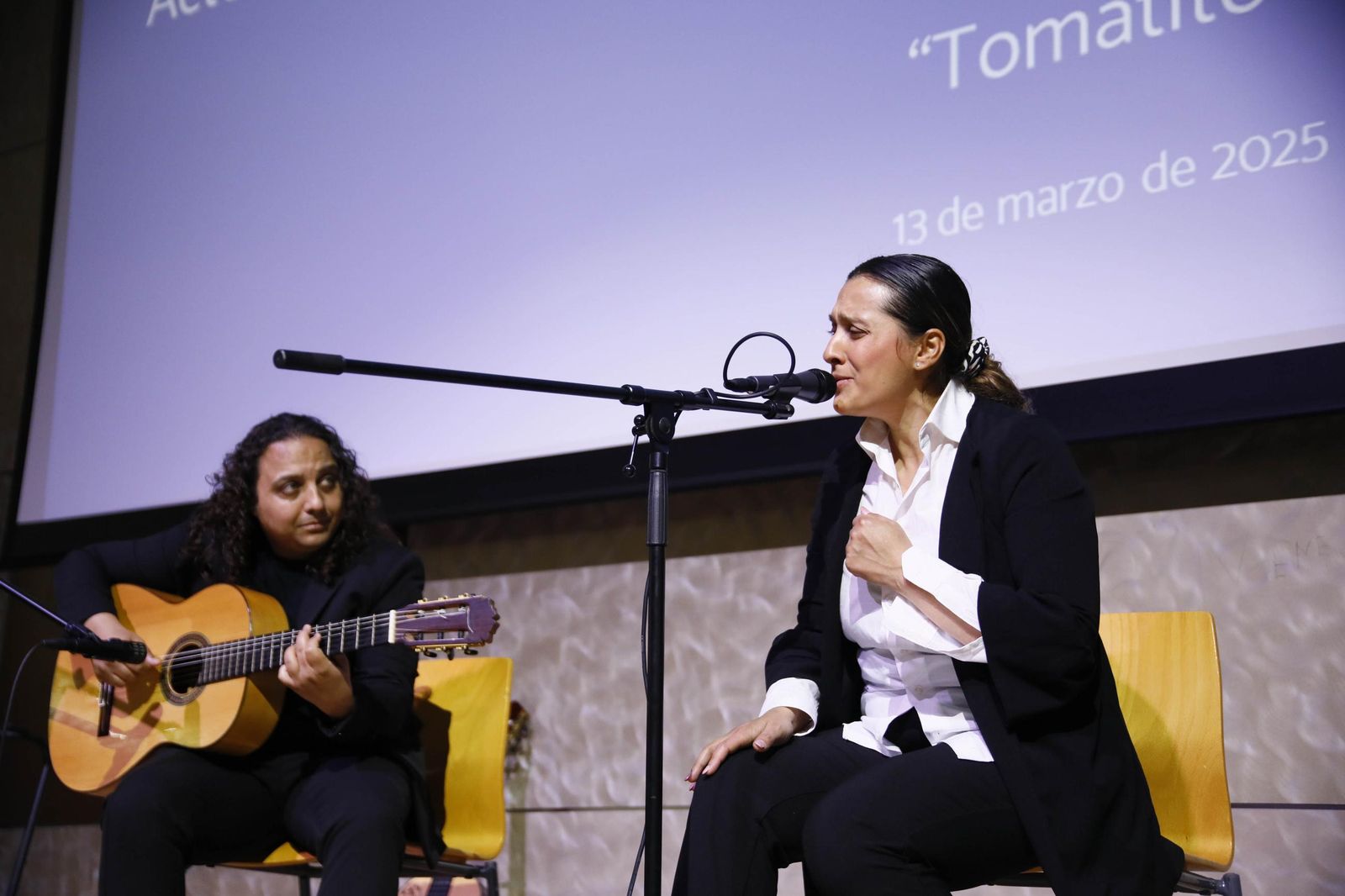 Las imágenes del acto de entrega de la Medalla de Oro a José Fernández Torres Tomatito, en la Universidad de Almería