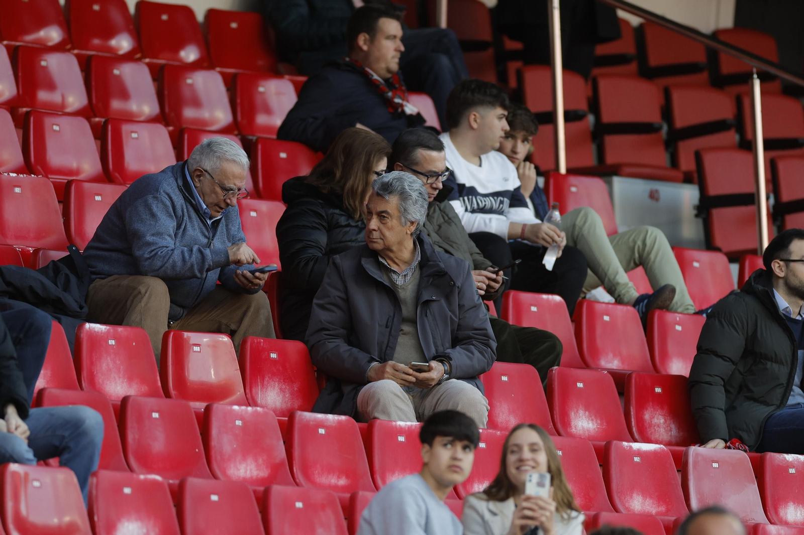 Búscate en las fotos del Sevilla - Español