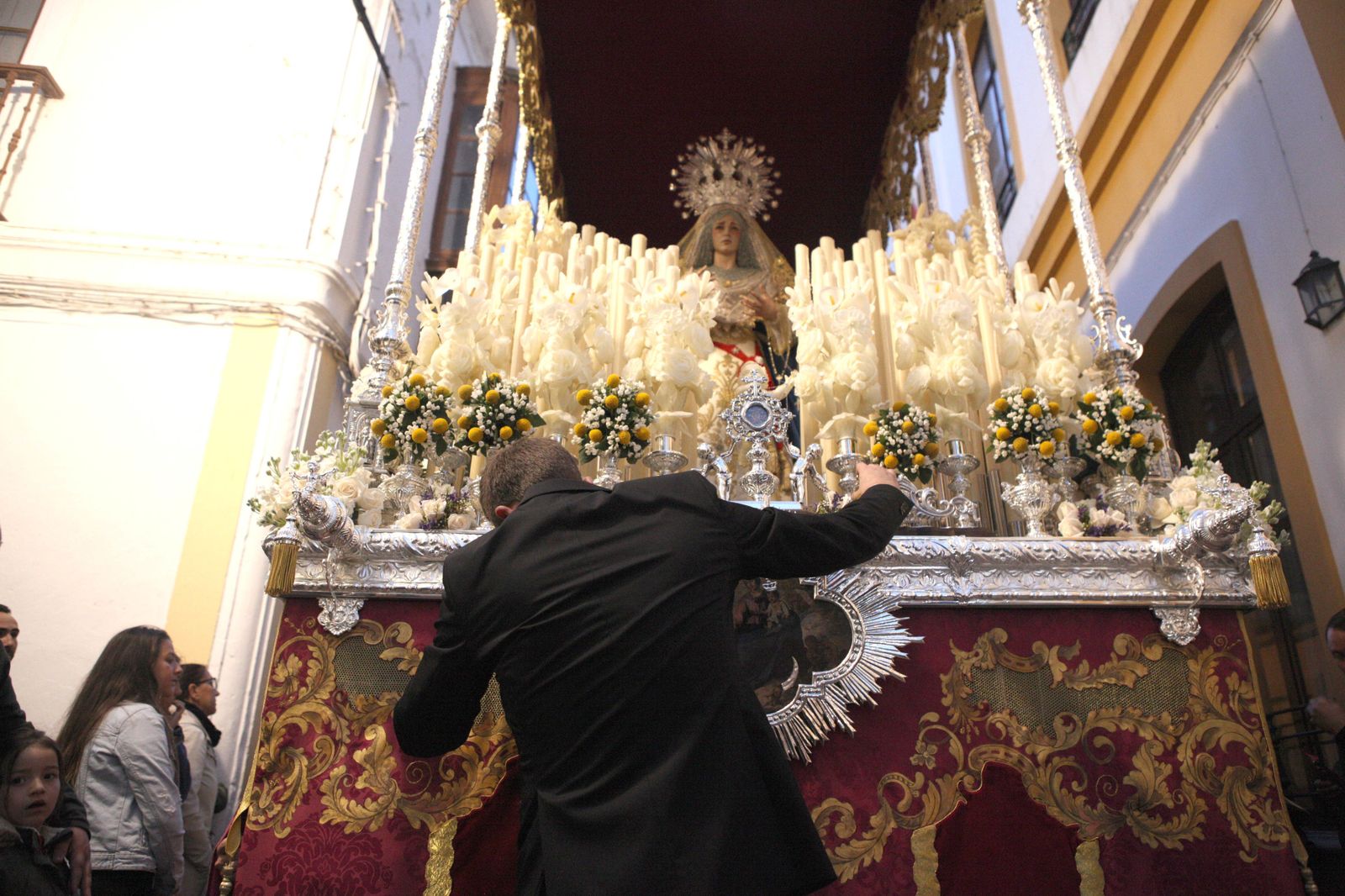 Imágenes del Lunes Santo en la comarca