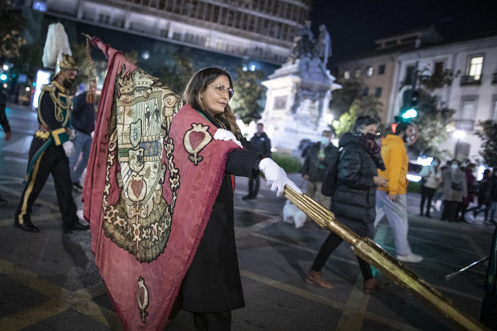 Fotos: el homenaje del quinto centenario del traslado de los restos de los Reyes Católicos