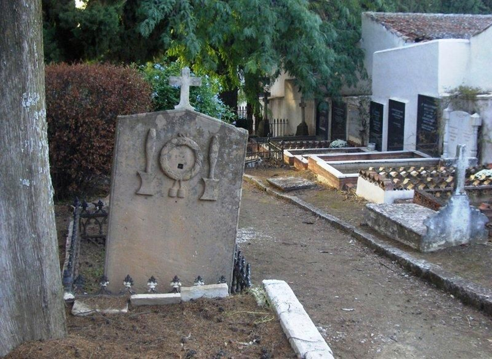 Recorrido por el Cementerio Evangelista Inglés de Linares, entre los más bonitos de España