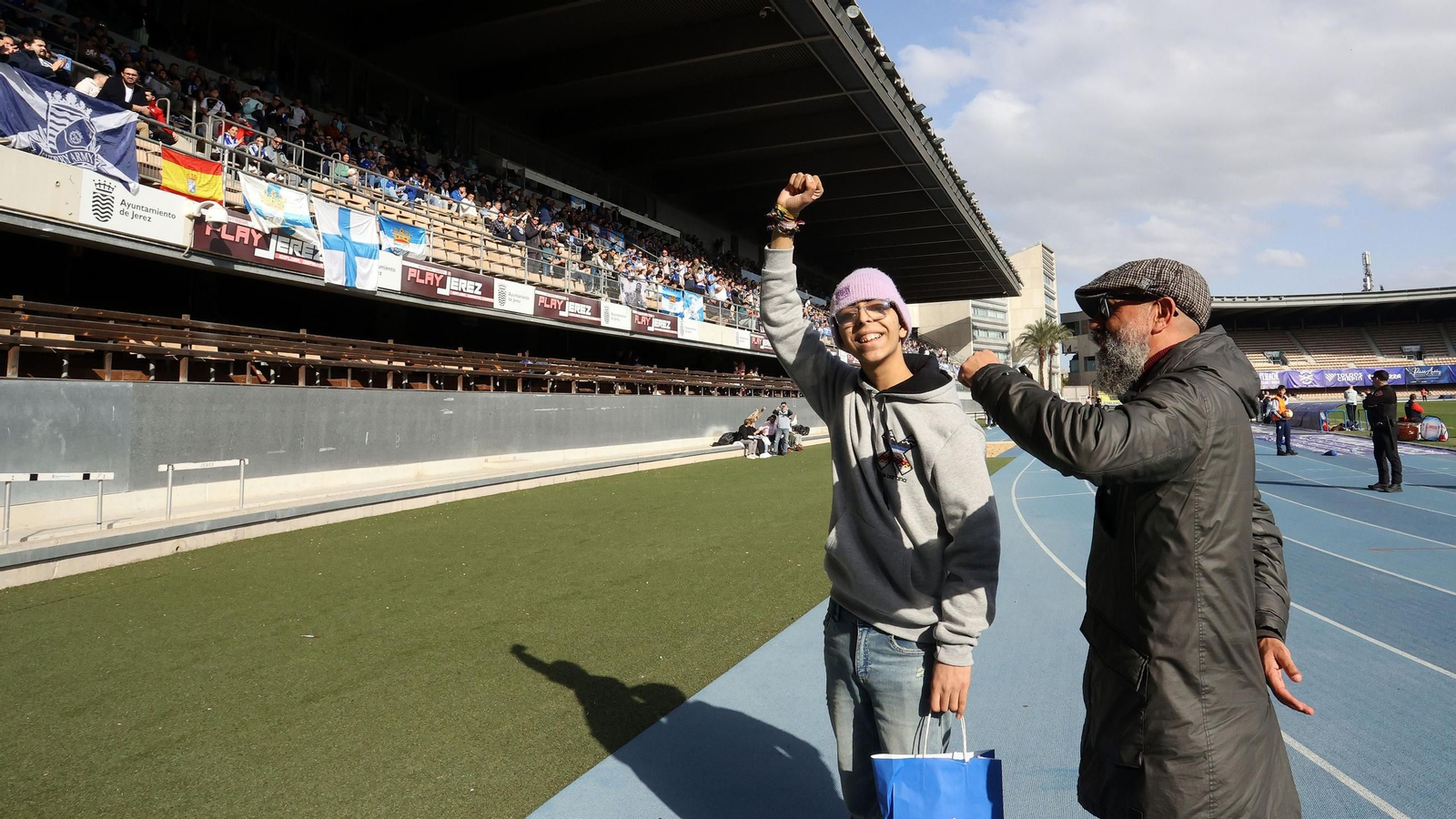 El Atlético Malagueño hace sufrir al Xerez CD, pero nueva derrota