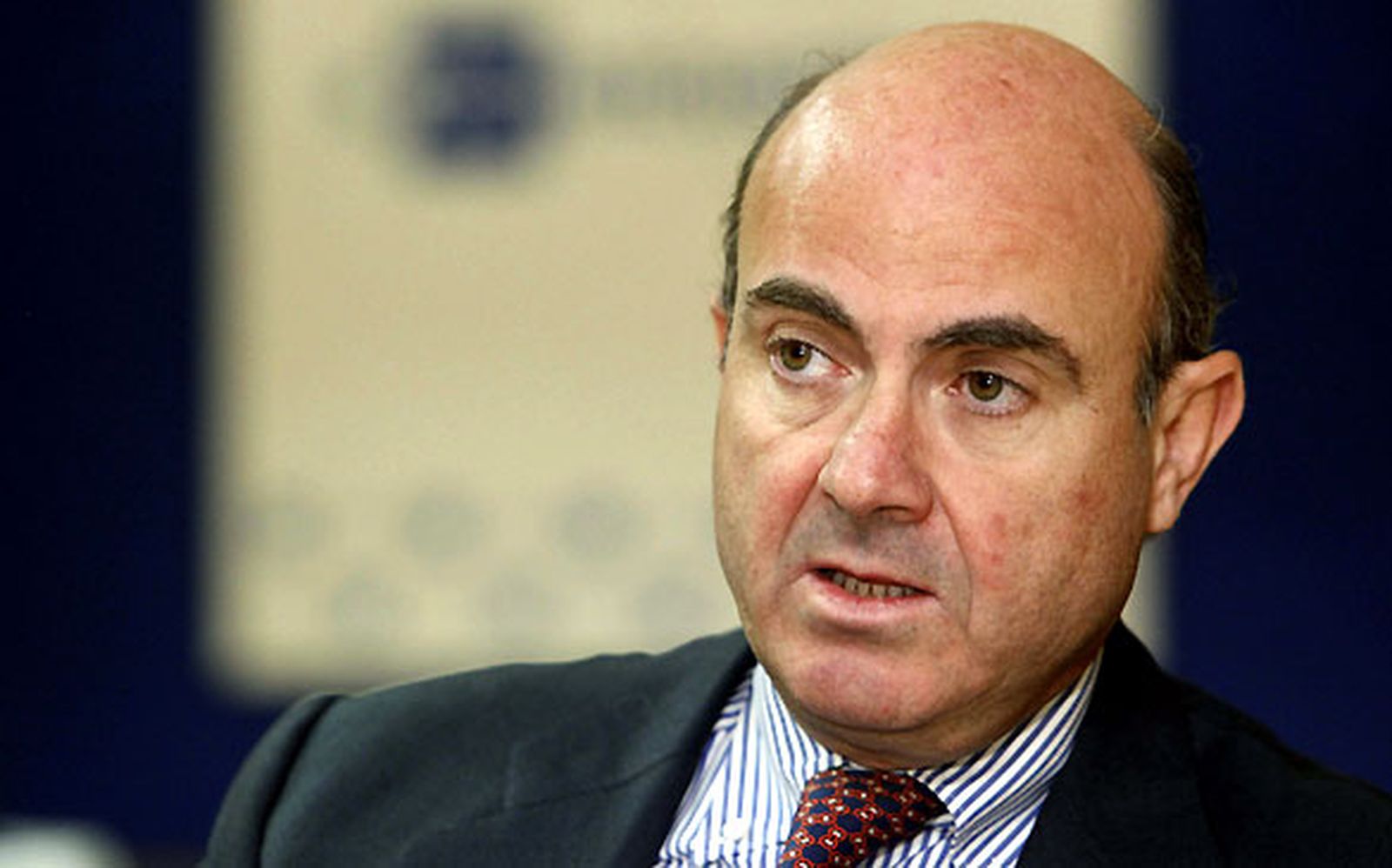 De Guindos cree que el futuro se presenta "mucho mejor" que hace un año