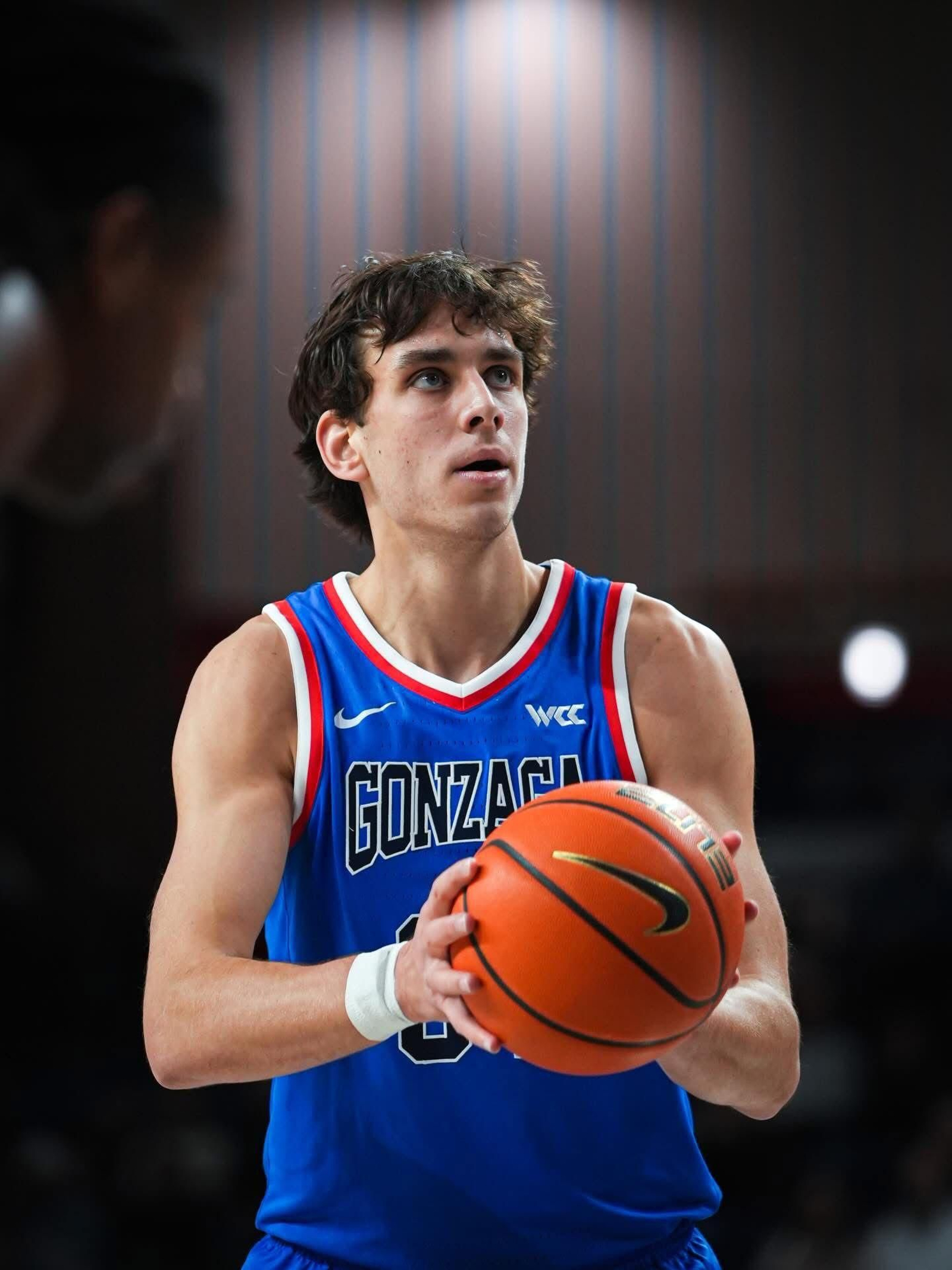 NCAA: Mario Saint Supéry suma minutos y confianza en Gonzaga