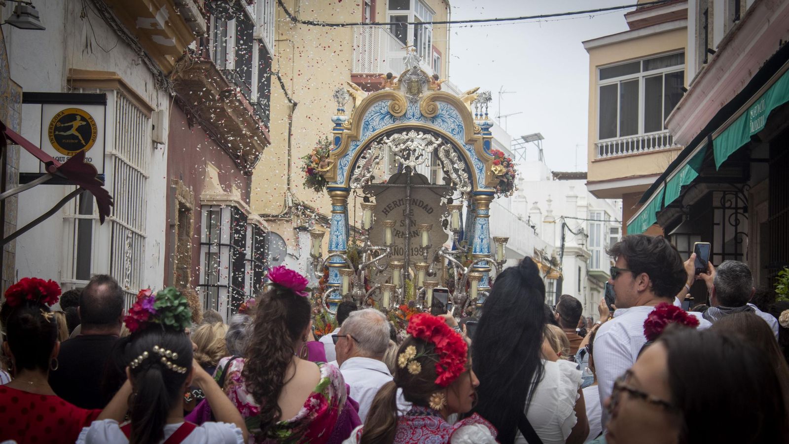 Romería del Rocío: las imágenes de la salida de la hermandad de San Fernando