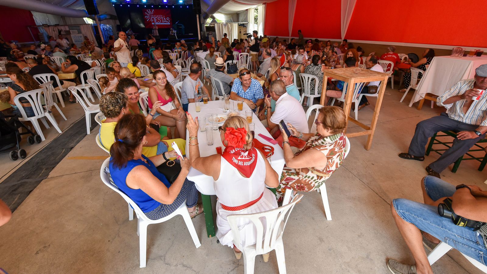 Búscate en las fotos del Domingo Rociero de la Feria de San Roque