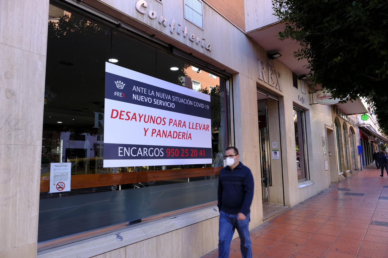 Este sábado podrán reabrir los comercios no esenciales.