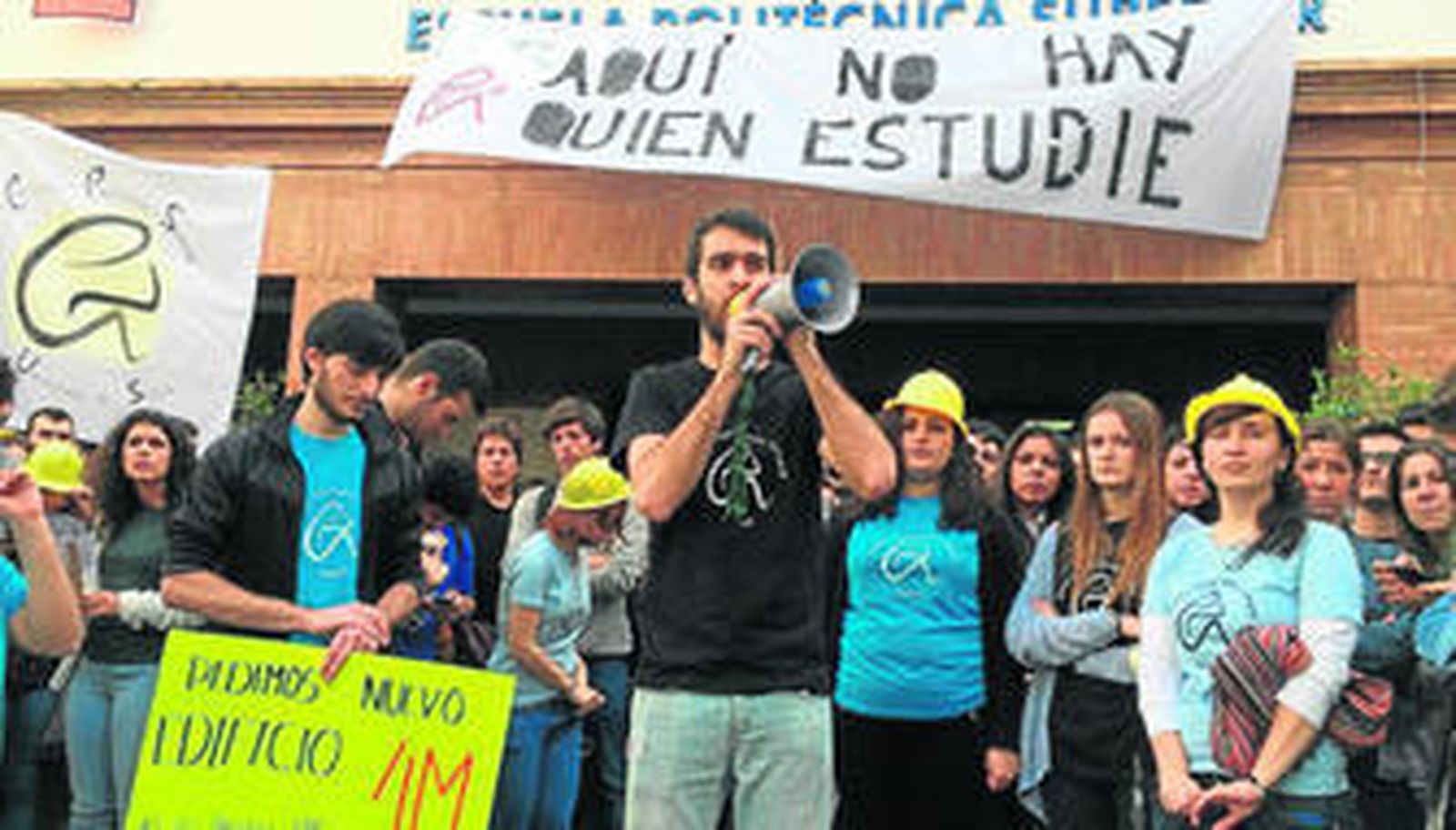 Alumnos de la Escuela Politécnica Superior de la Universidad de Sevilla, en una de sus últimas protestas.