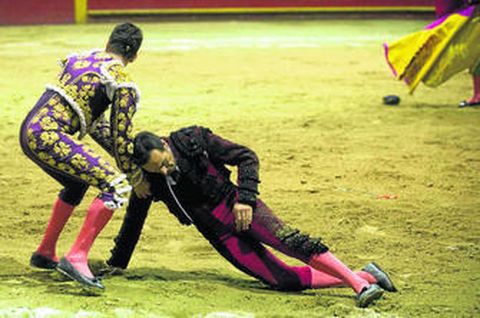Manzanares y Bolívar triunfan en Medellín