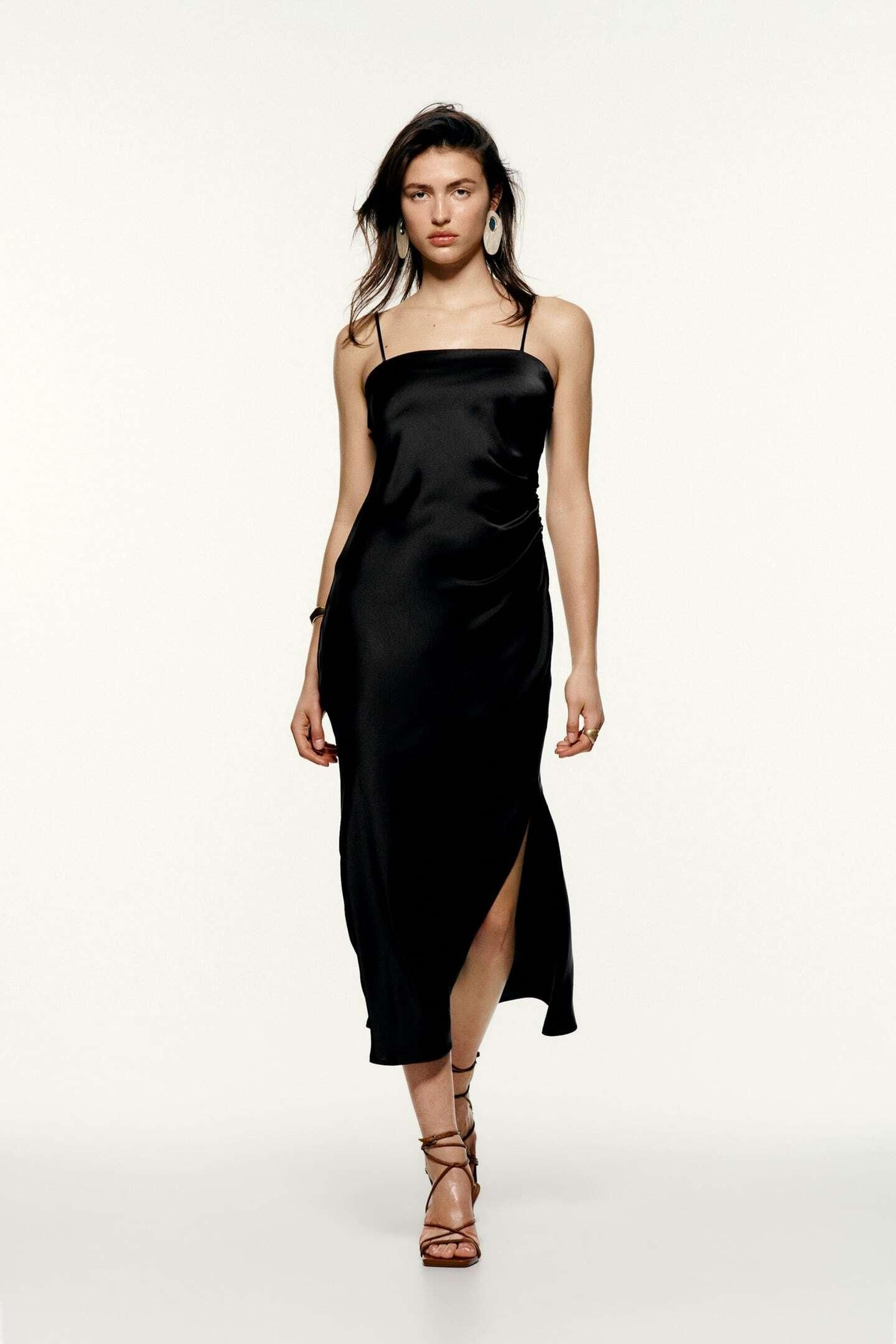 Vestido lencero negro de Zara. Vestido lencero negro de Zara.