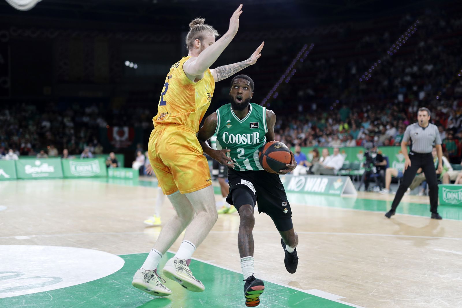 Las imágenes de la salvación del Coosur Betis