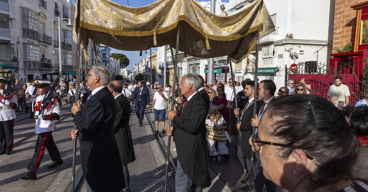 Corpus Christi en San Fernando: las imágenes de la procesión