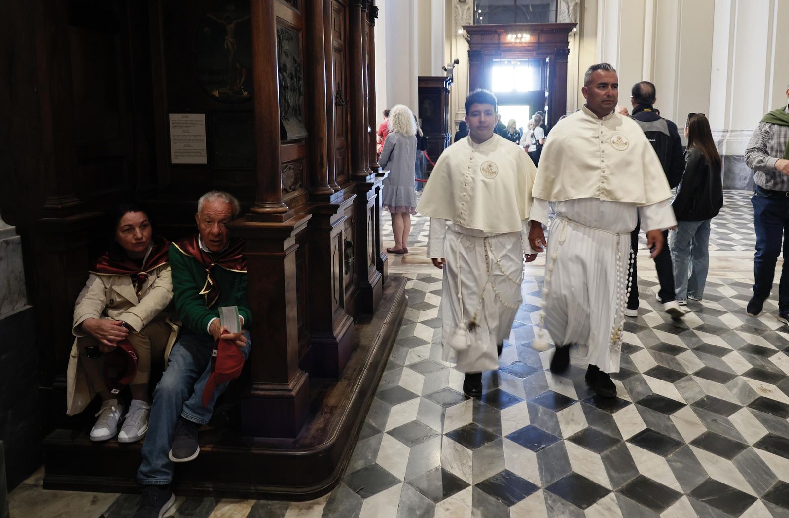 Las imágenes del viernes previo a la magna procesión en Roma del Cachorro y la Esperanza de Málaga