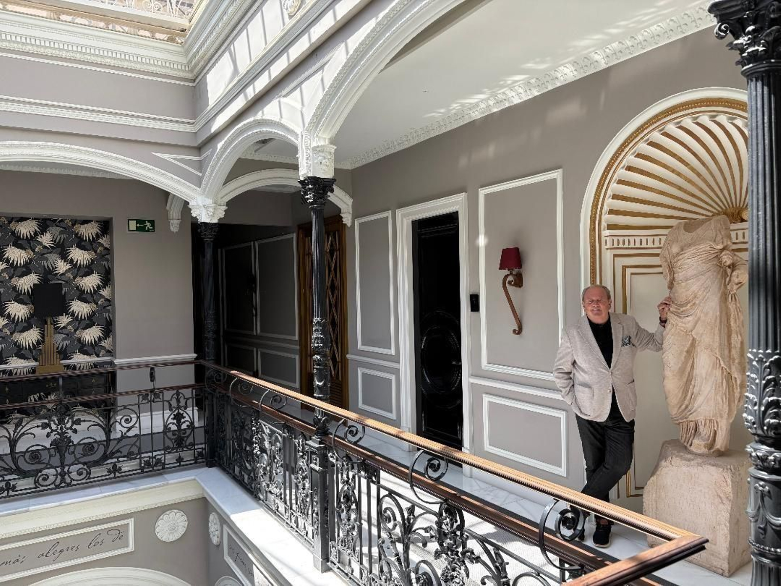 Imágenes del interior de uno de los hoteles más lujosos de Cádiz: el hotel Casa Palacio María Luisa de Jerez Imágenes del interior de uno de los hoteles más lujosos de Cádiz: el hotel Casa Palacio María Luisa de Jerez