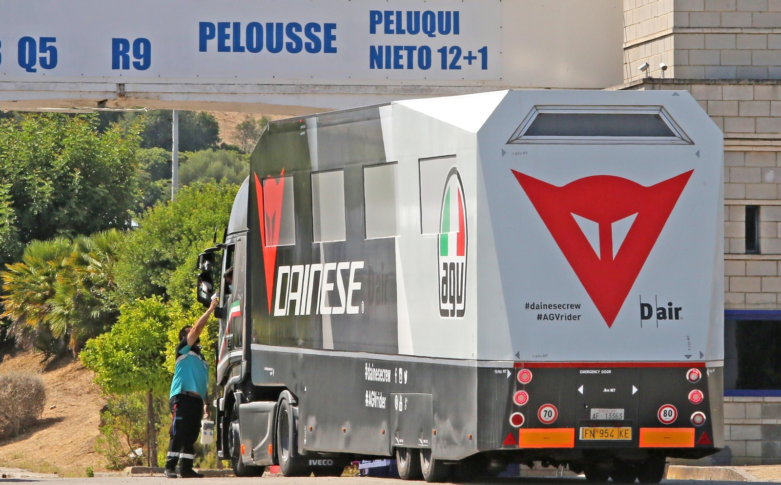 Preparativos para el Gran Premio de España de Moto GP en Jerez