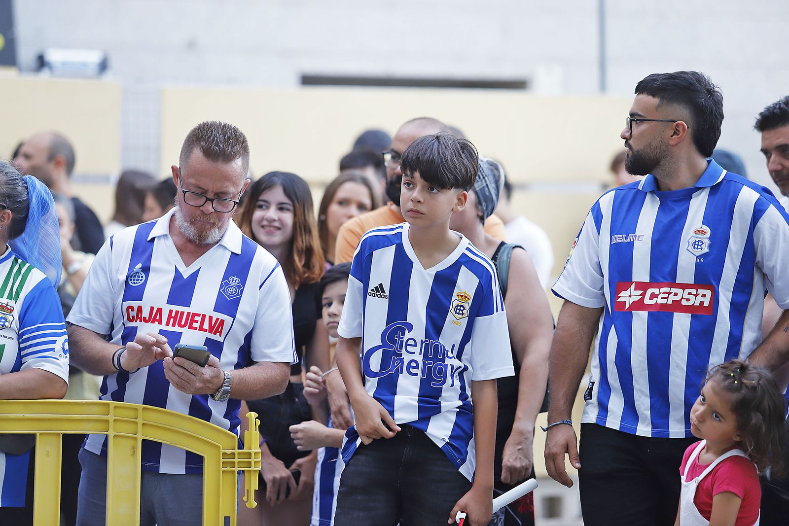 Imágenes de las nuevas equipaciones del Recreativo de Huelva para la temporada 2023/24