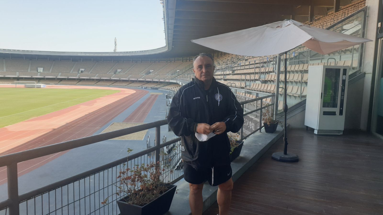 Uribe se guarda sus cartas sobre el once titular.