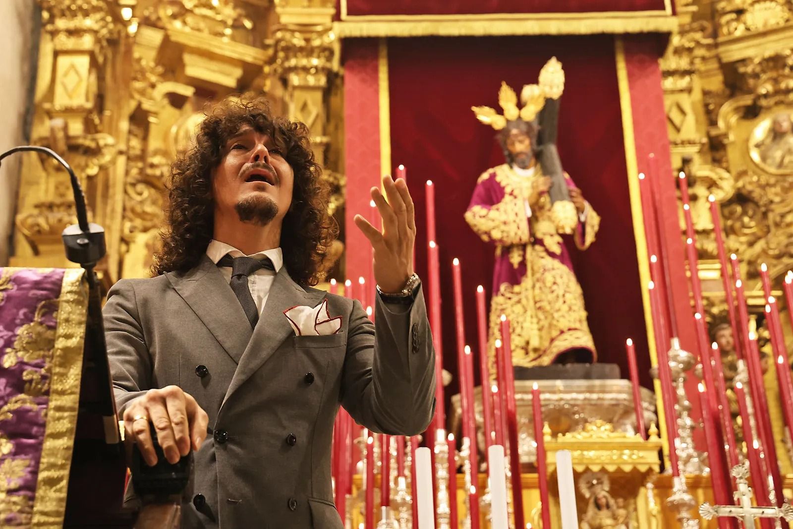 El cantaor Jesús Corbacho en la XXXII Exaltación a la Saeta de Huelva.