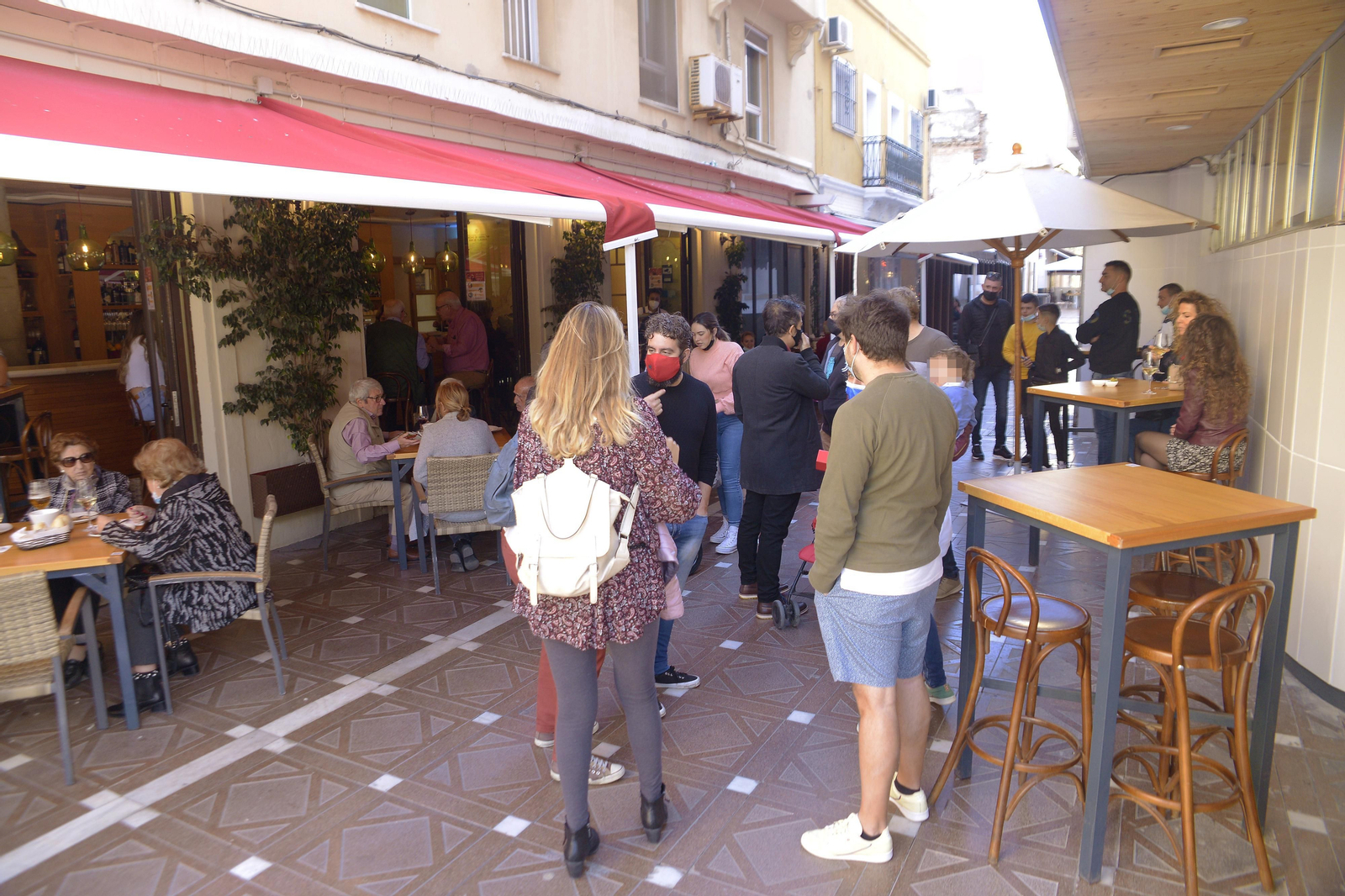 Fotos de ambiente de las calles en La Línea