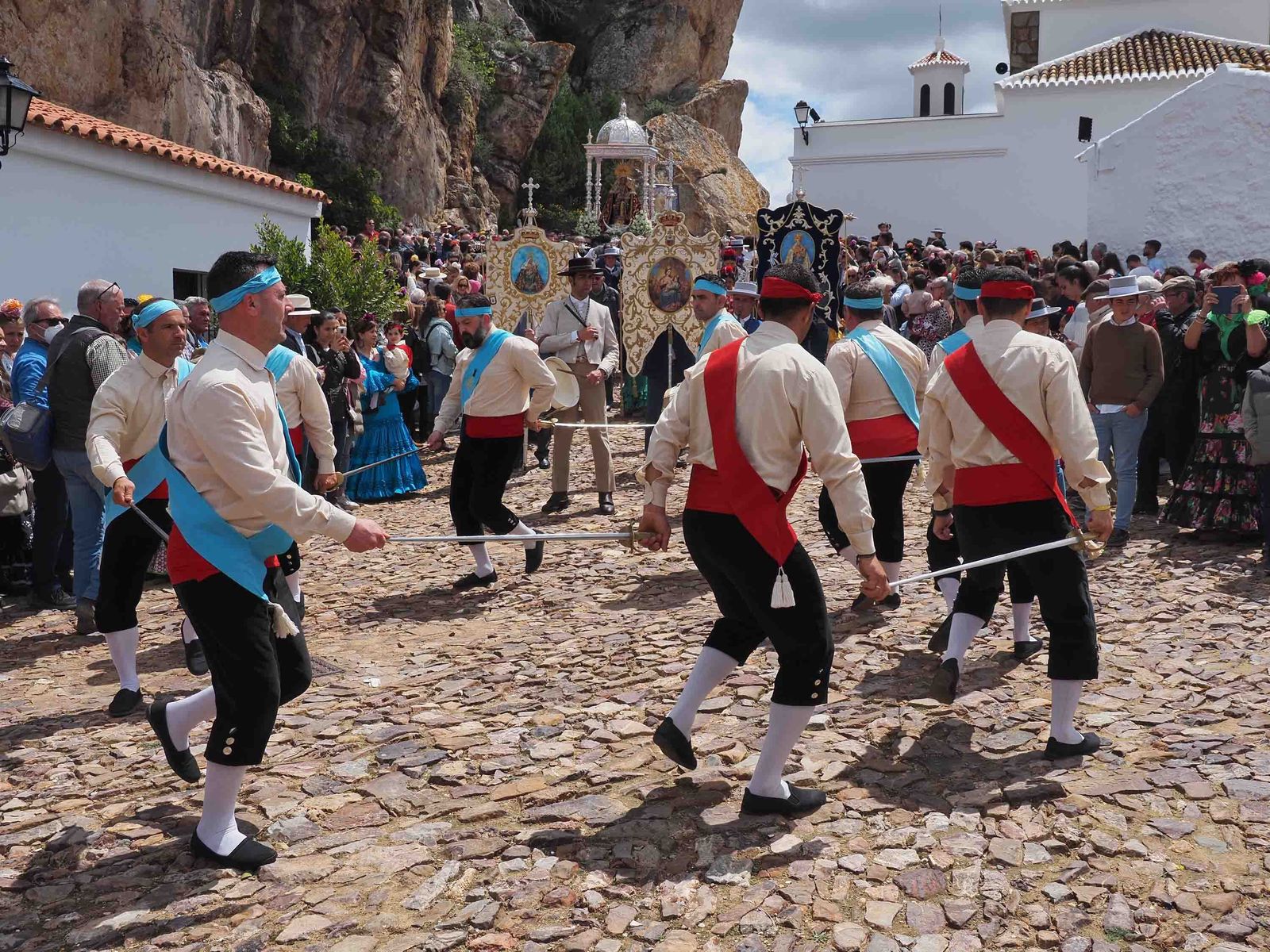 Las mejores imágenes de la Romería de la Virgen de la Peña 2022