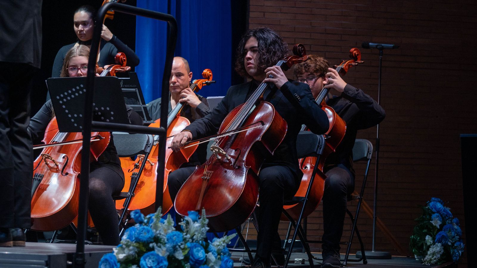 El concierto de la joven orquesta sinfónica de La Línea, en imágenes