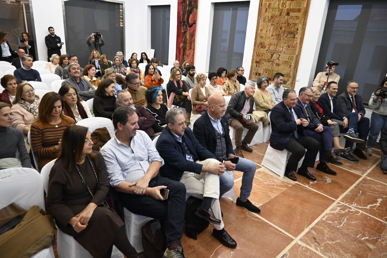 El periodista Rubén Amón presenta su libro `Tenemos que hablar' en imágenes