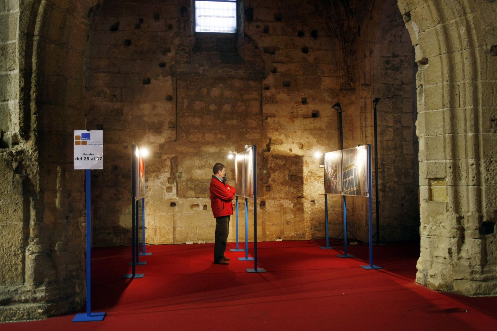 Una imagen de archivo de la exposición pública del último PGOU de El Puerto.