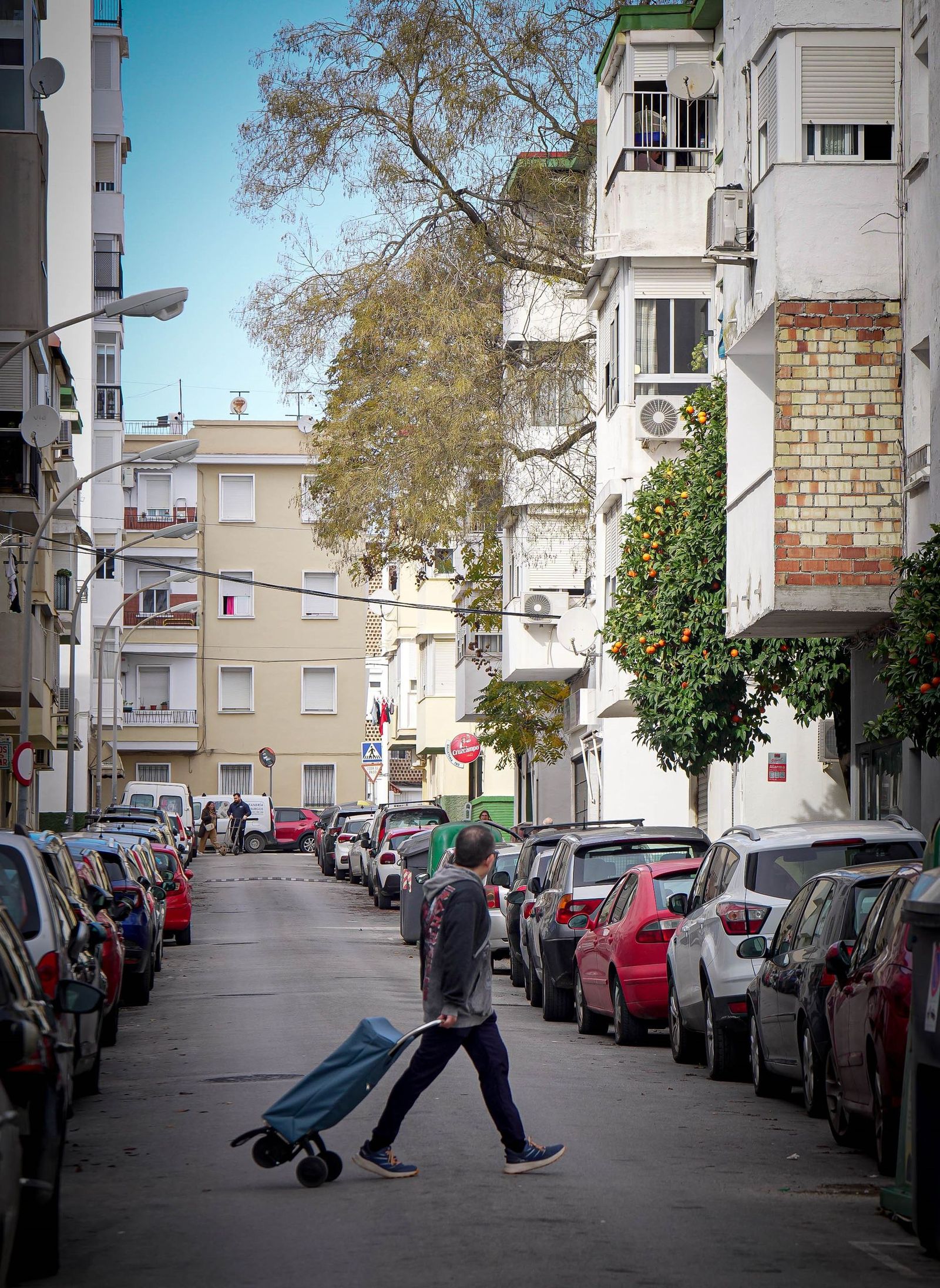 Icovesa, una barriada de Jerez "en la UCI"