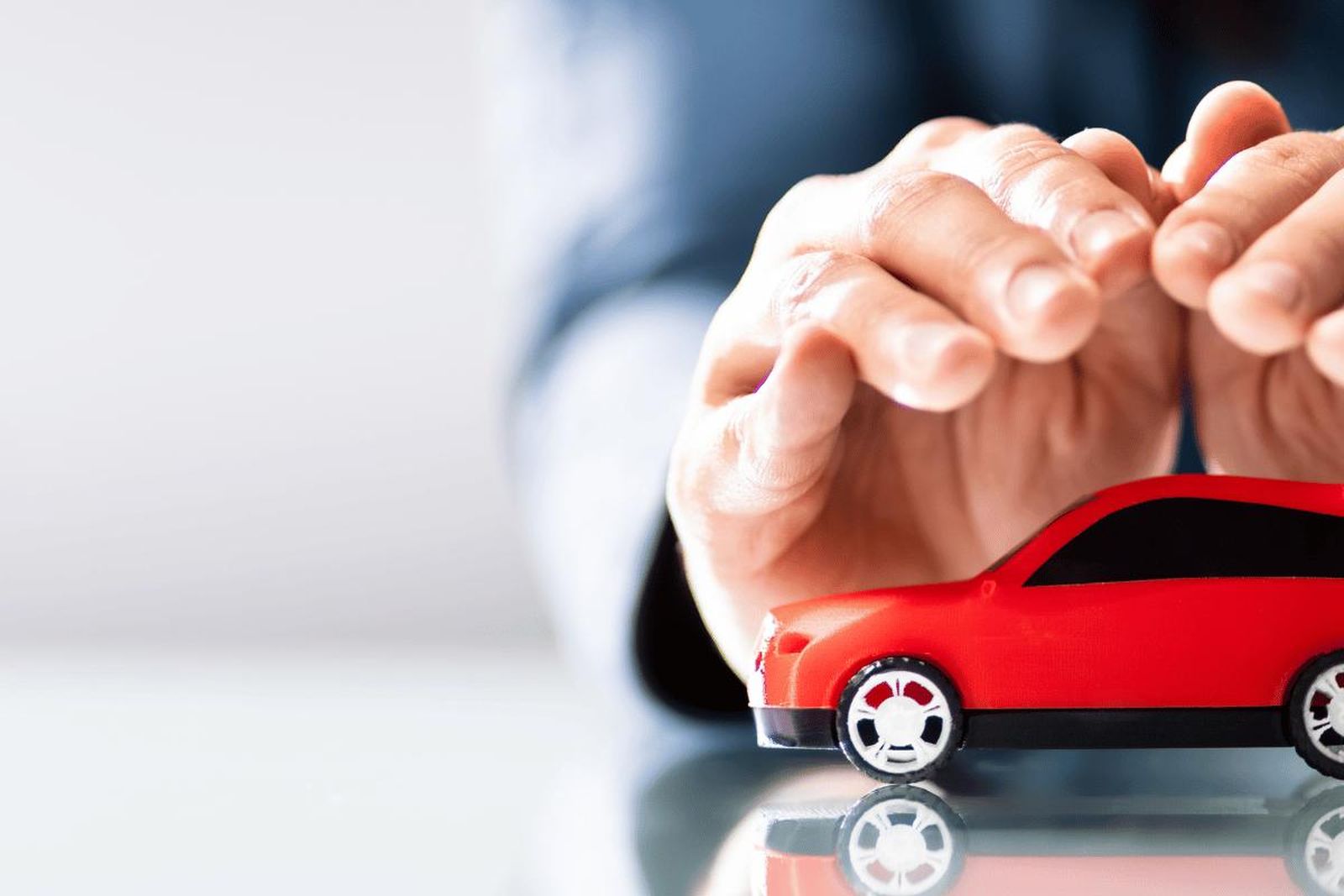 La normativa europea que obliga a los coches nuevos a llevar una caja negra en 2024