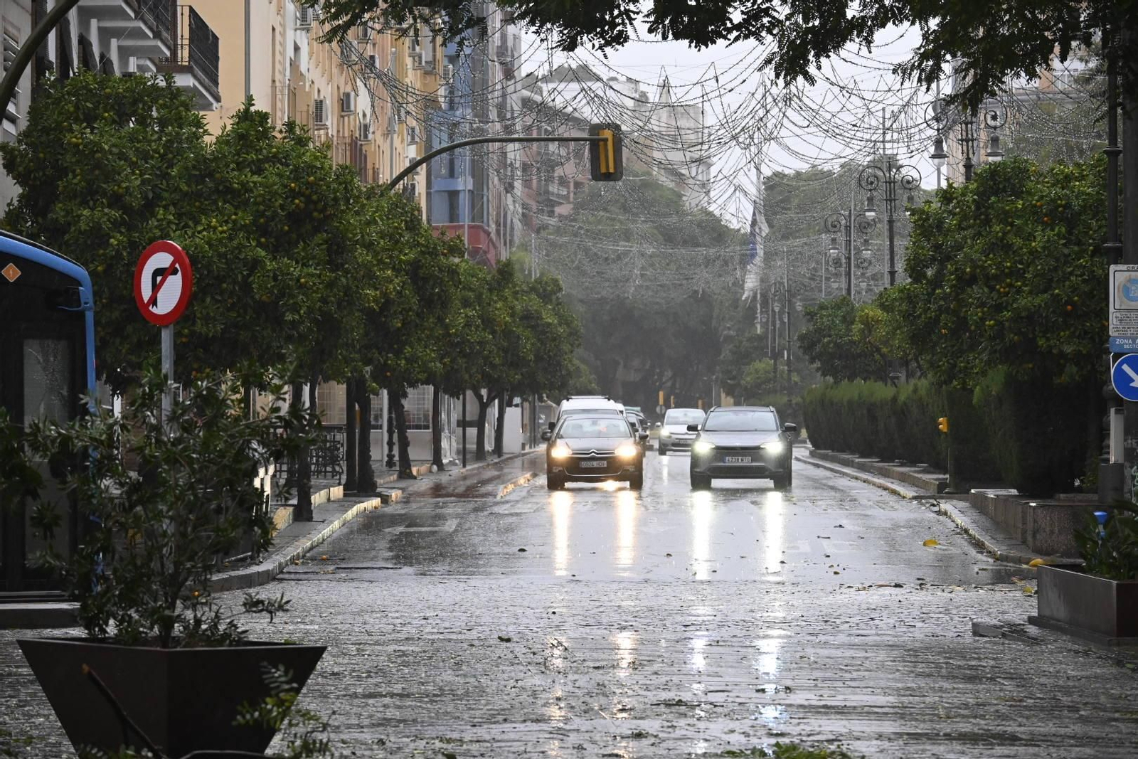 Imágenes del temporal a su paso por Huelva