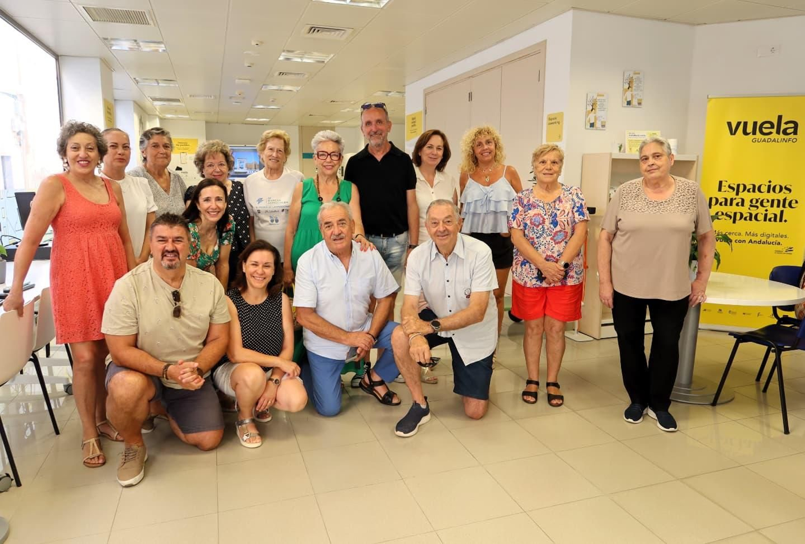 Alumnos de este curso en el Punto Vuela Guadalinfo.