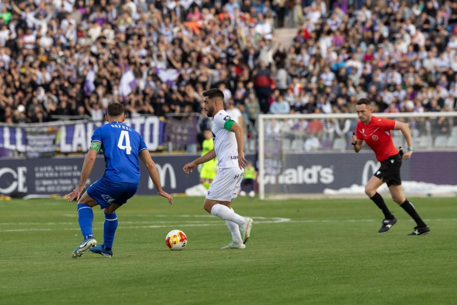 Real Jaén 0-1 Linares Deportivo: las mejores imágenes del clásico provincial