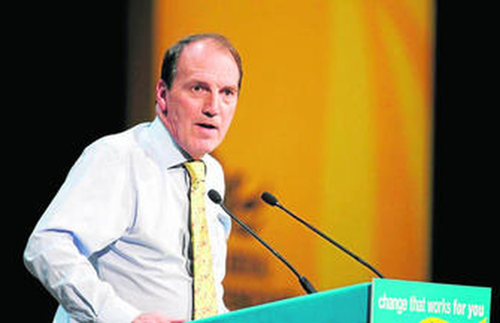 El número 2 de los demócrata-liberales del Reino Unido, Simon Hughes.