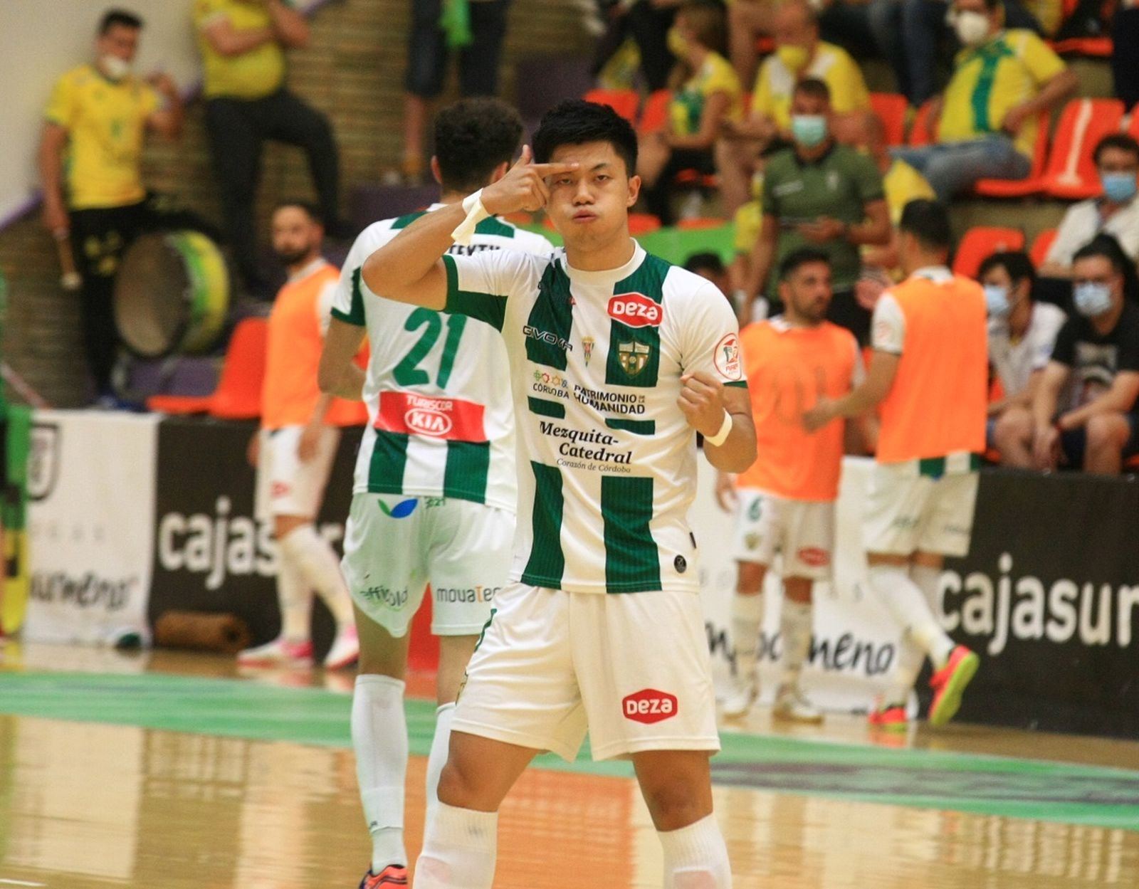Las imágenes de la victoria del Córdoba Futsal en Jaén