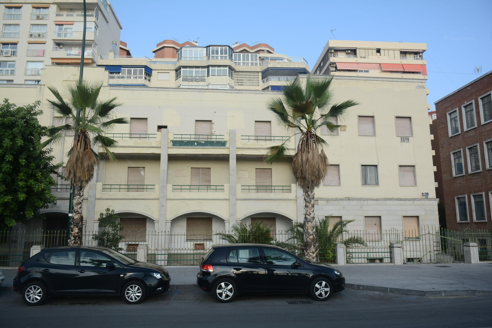 La fachada de la antigua sede del Gobierno Militar en Málaga. La fachada de la antigua sede del Gobierno Militar en Málaga.