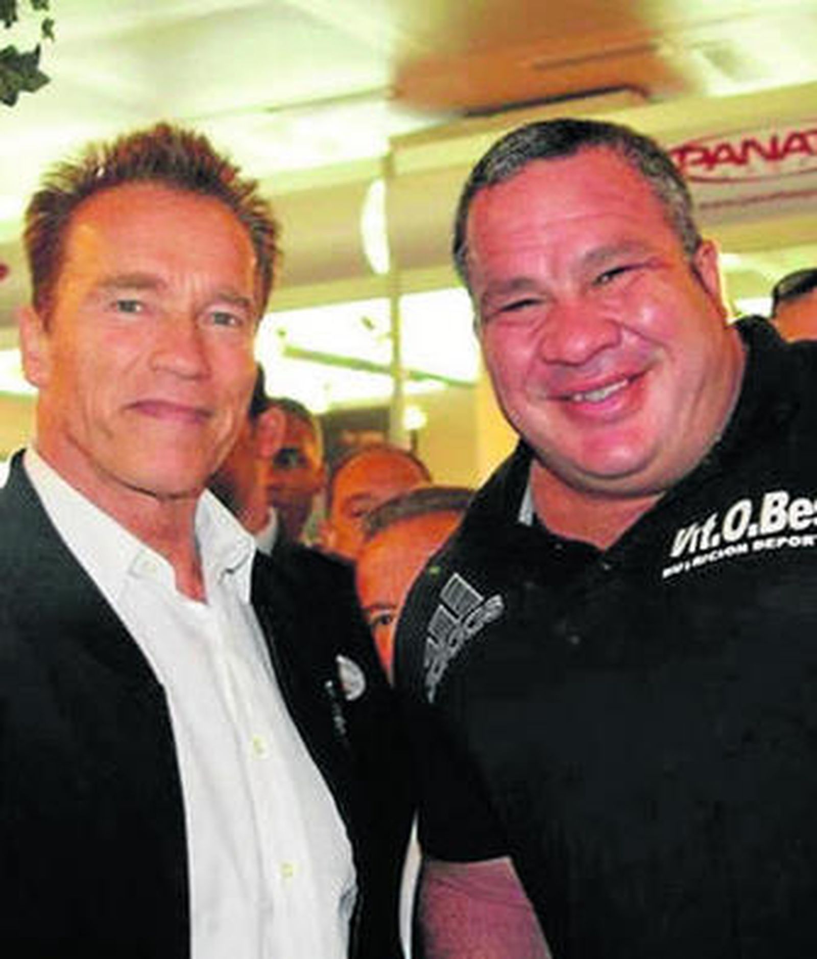 El Porrúo con Schwarzenegger.