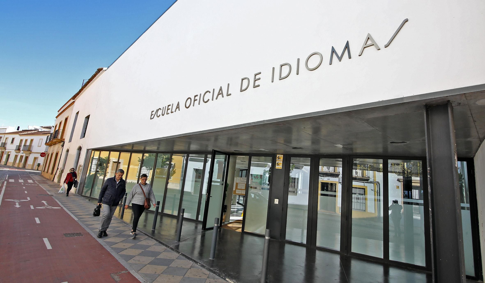Una imagen de la Escuela Oficial de Idiomas de Jerez. Una imagen de la Escuela Oficial de Idiomas de Jerez.