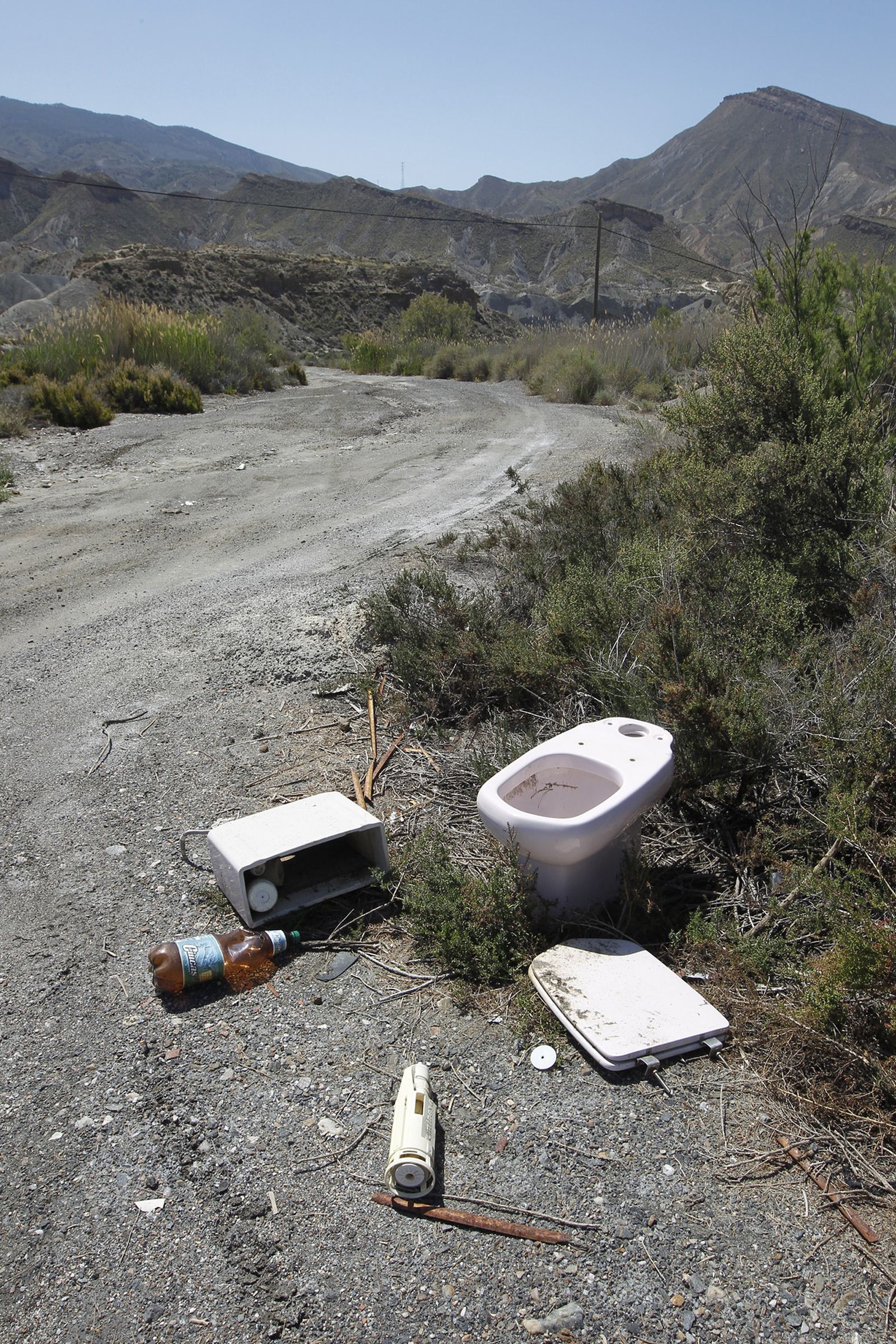 Fotogalería basura en el Desierto de Tabernas