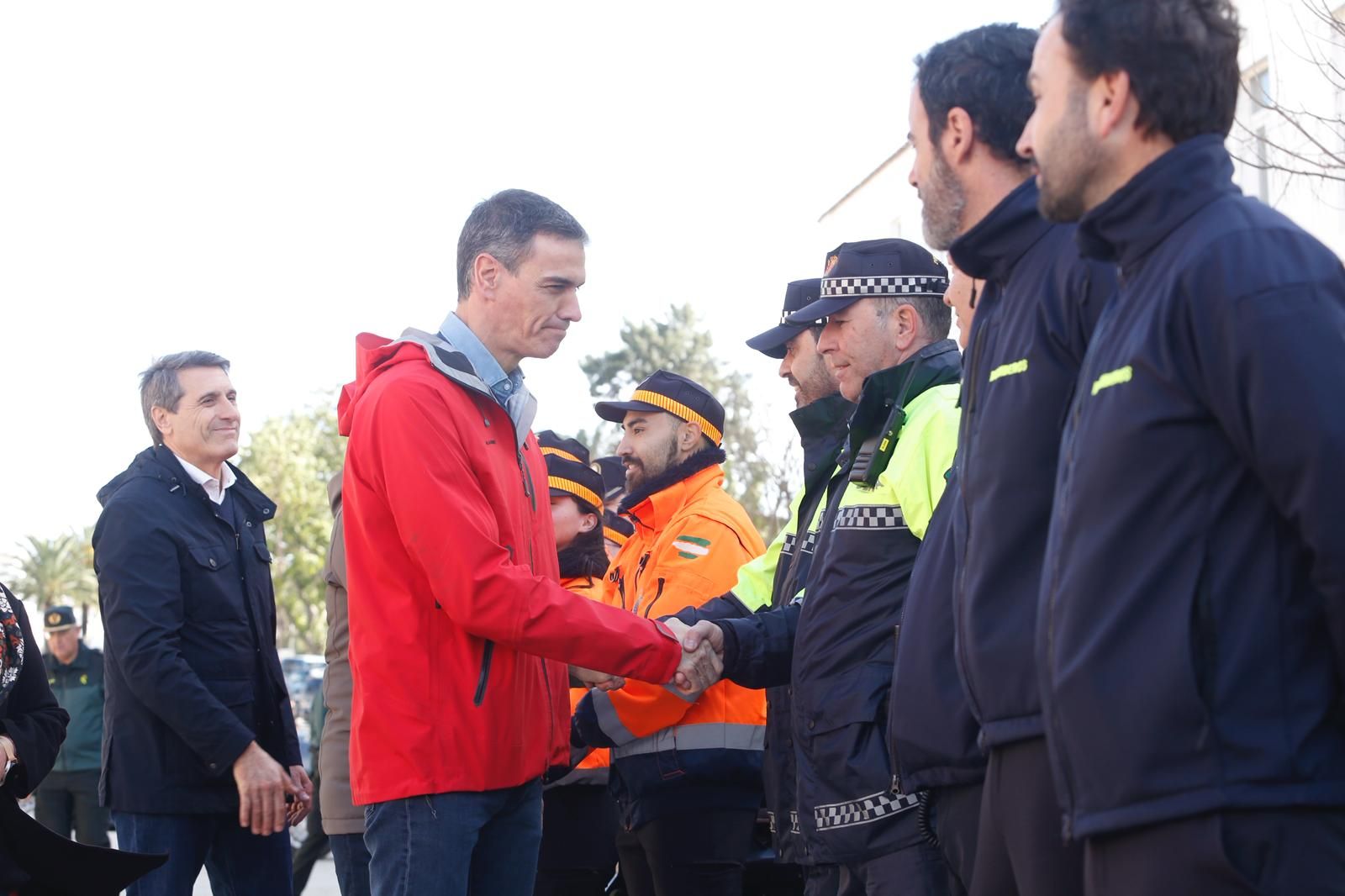 El presidente del Gobierno, Pedro Sánchez, a su llegada al puesto de mando de San Roque