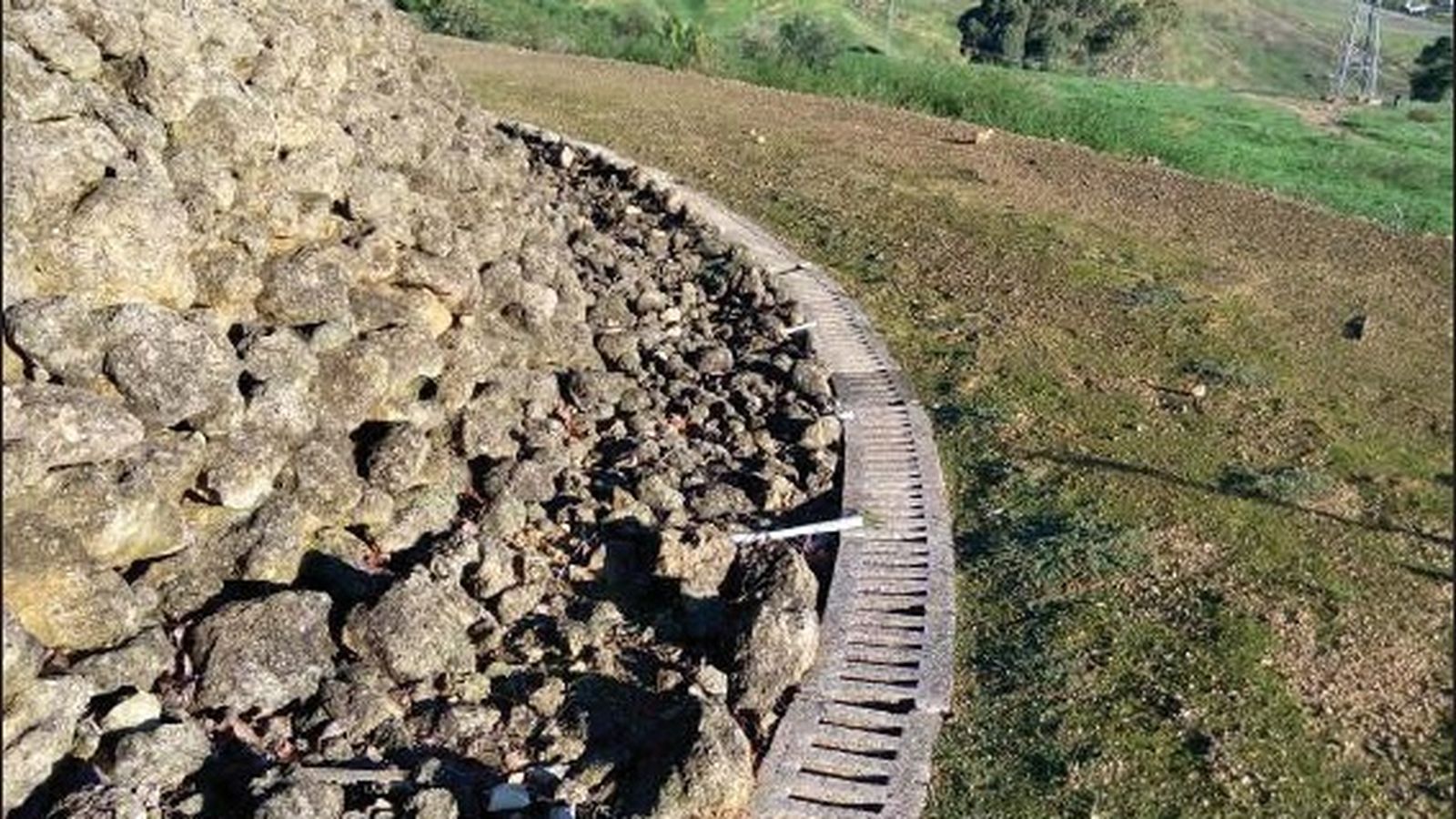 Detalle del drenaje de los bancales.
