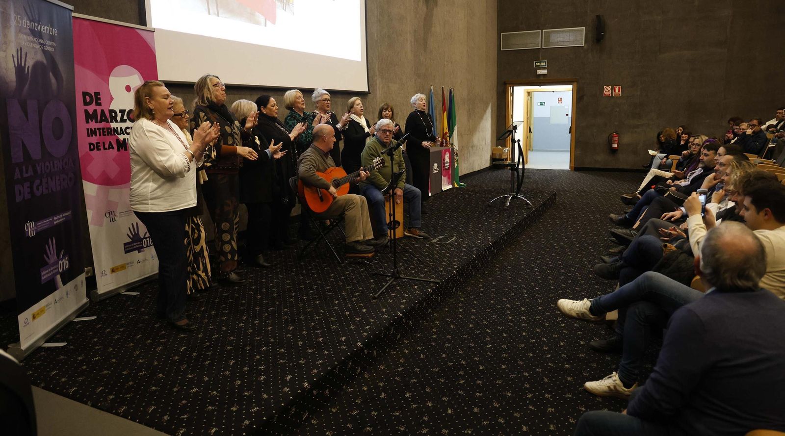 Las fotos de la entrega de los Premios a la Mujer Linense 2025