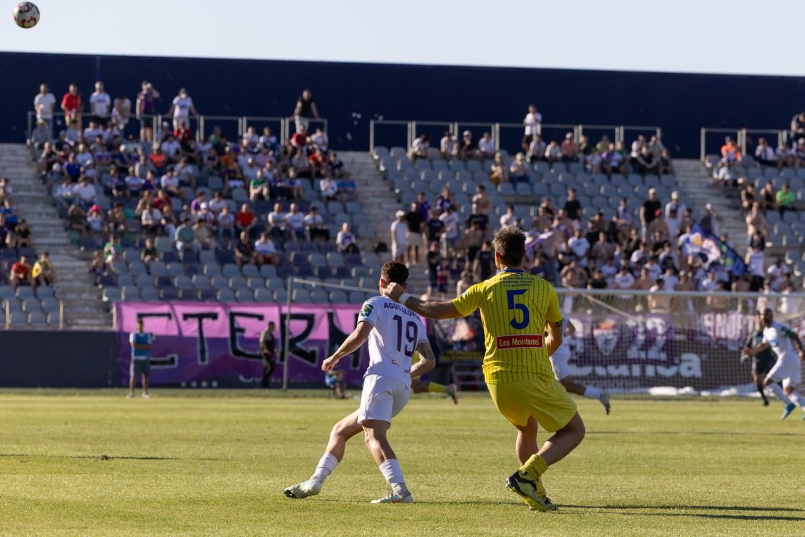Las mejores imágenes del Real Jaén - CD Huétor Tájar Las mejores imágenes del Real Jaén - CD Huétor Tájar
