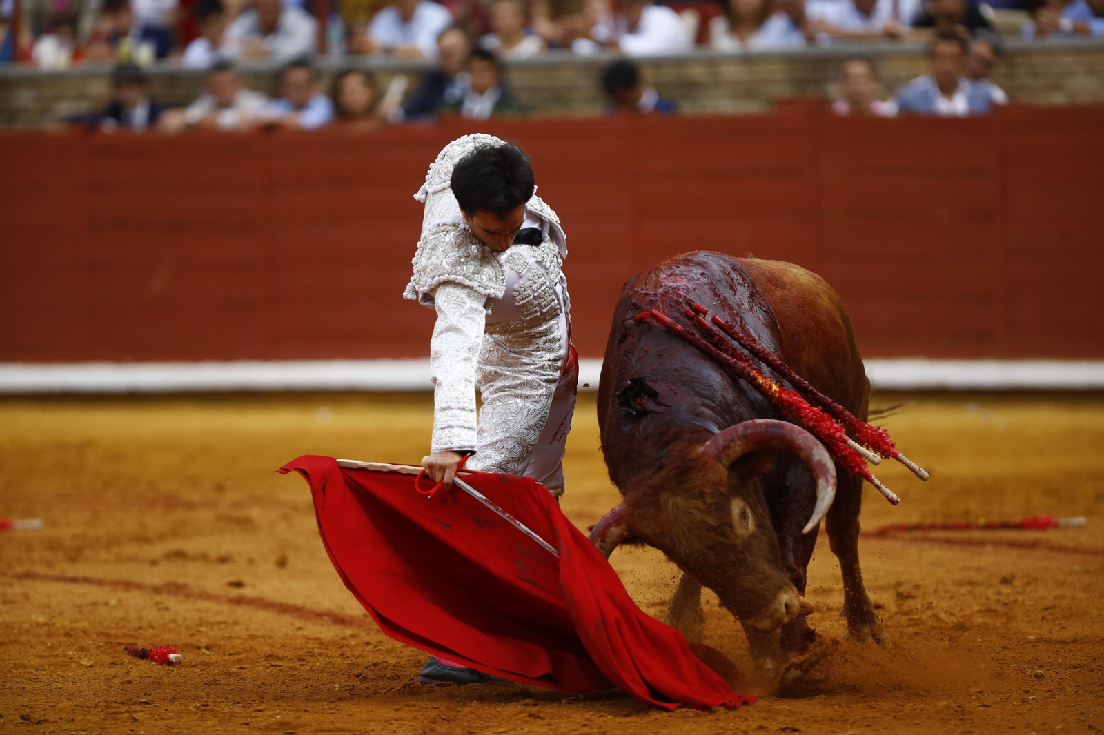 La corrida de Talavante, Roca Rey y Lagartijo, en Córdoba, en imágenes
