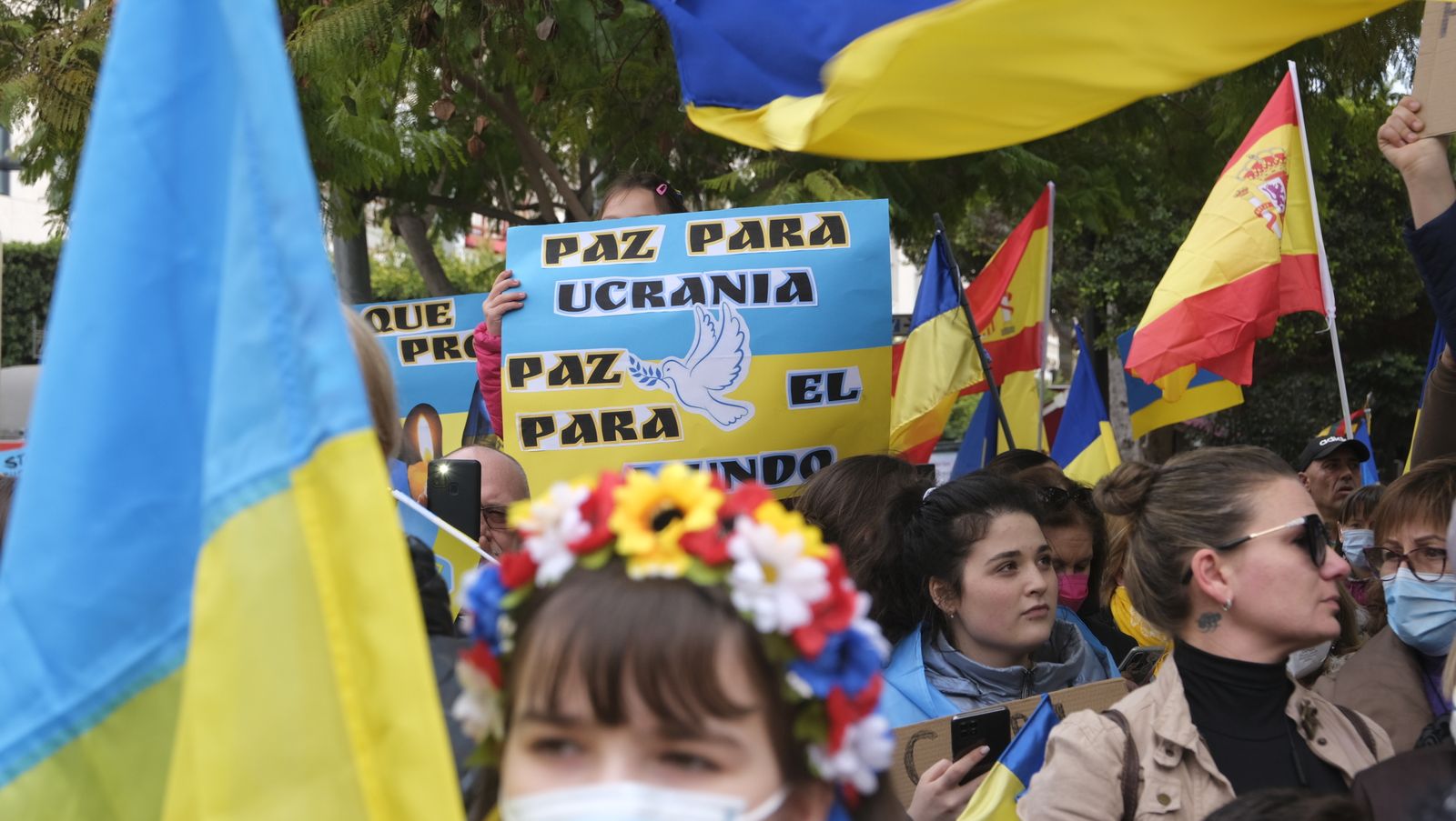 Fotogalería de las protestas contra la invasión rusa en Ucrania. Almería.