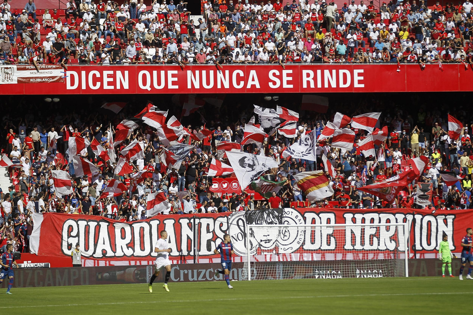 Las imágenes del Sevilla-Levante