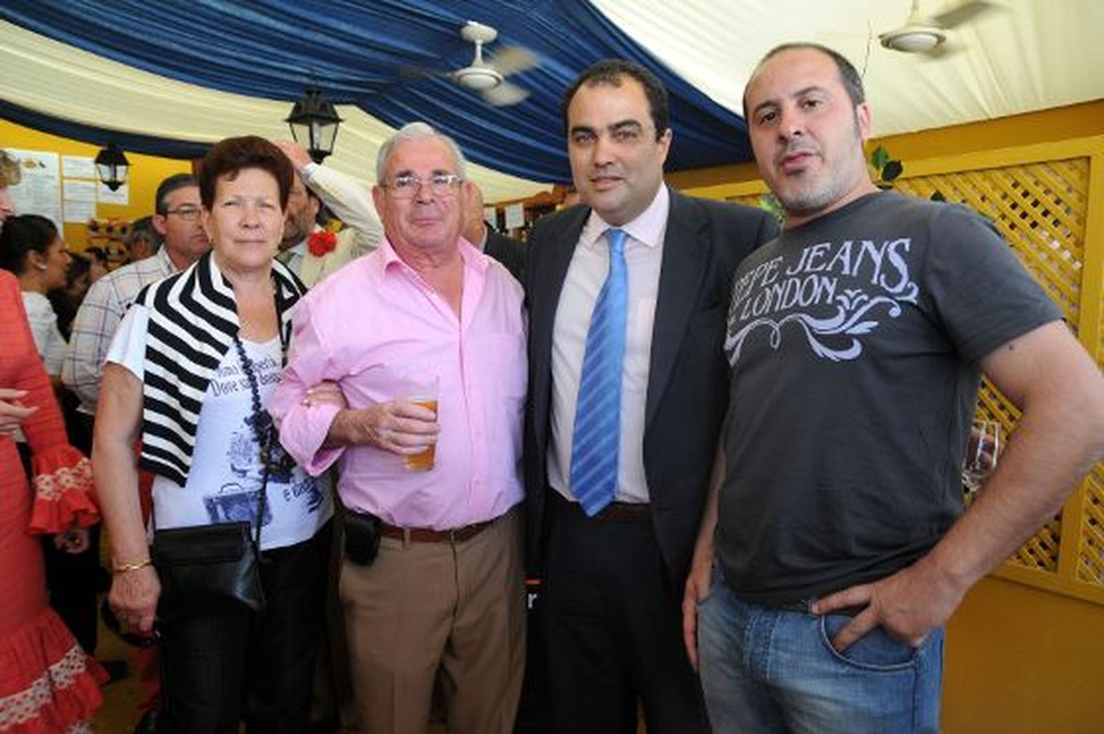 Josefa Clavijo y Cristóbal Casado, acompañado de David Fernández y Ángel Espejo.

Foto: Manuel Aranda