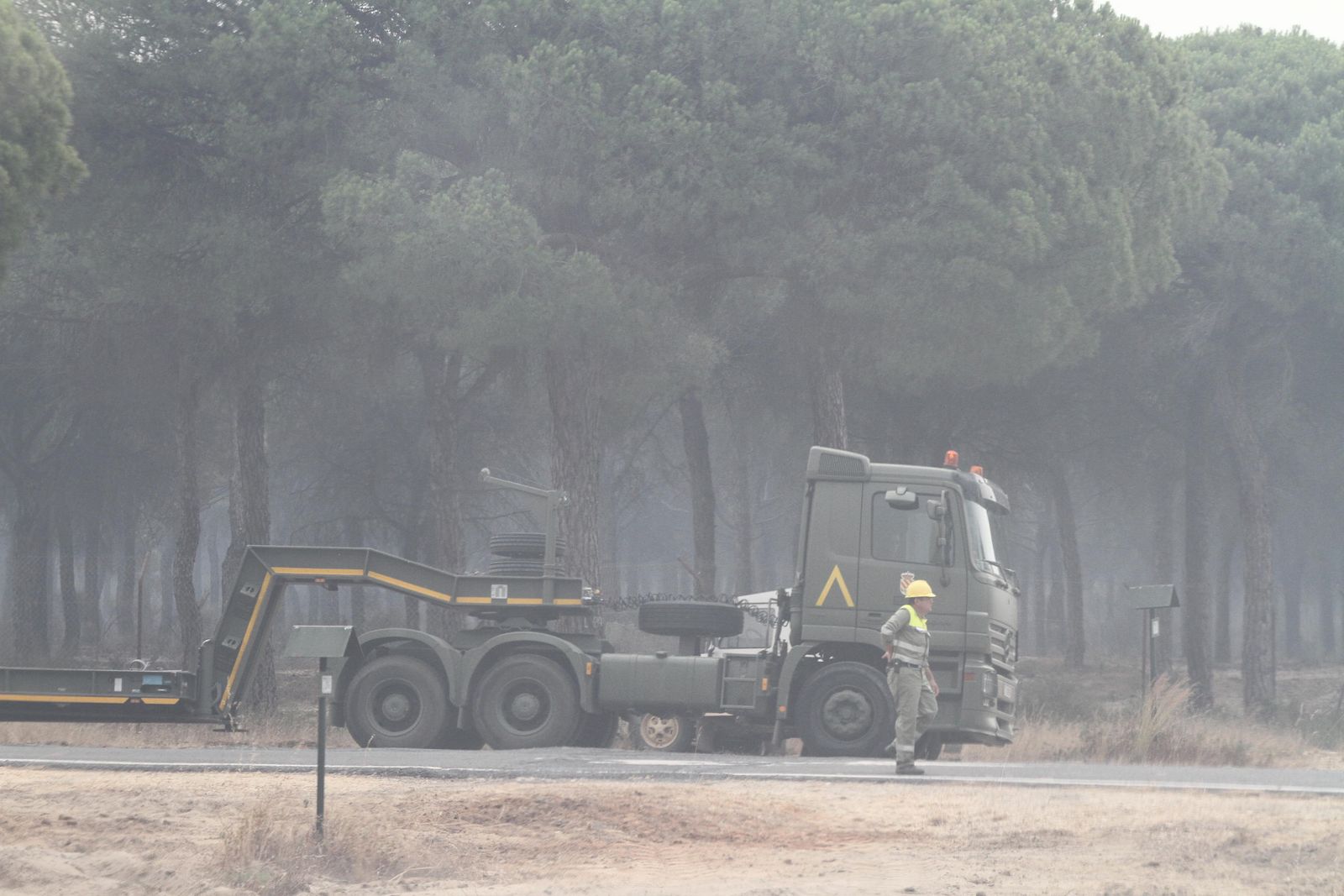 Las imágenes del incendio en Moguer y Mazagón